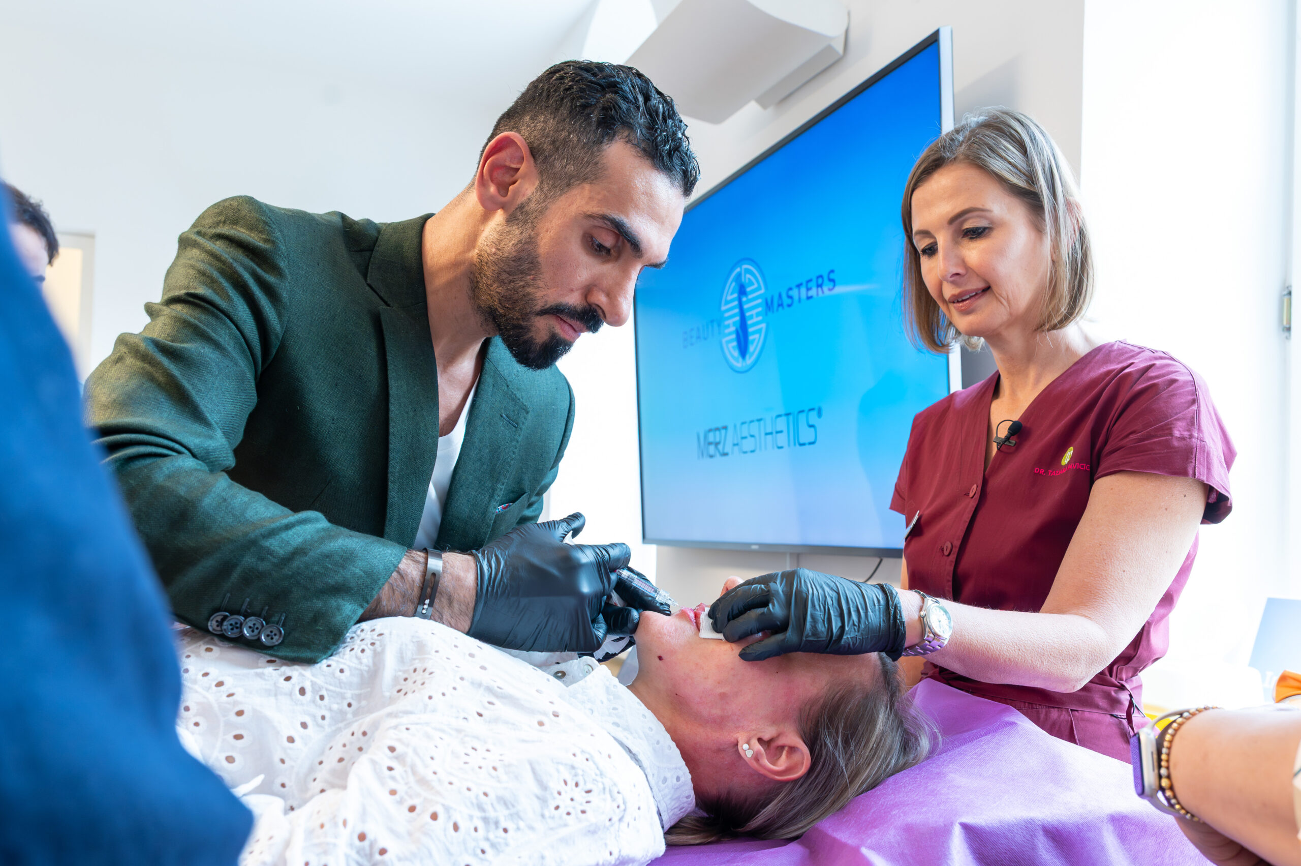 Hands-On Patient Injection